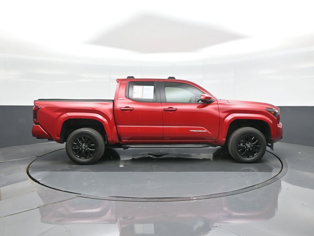 Certified 2024 Toyota Tacoma SR5 AWD/4WD image 8