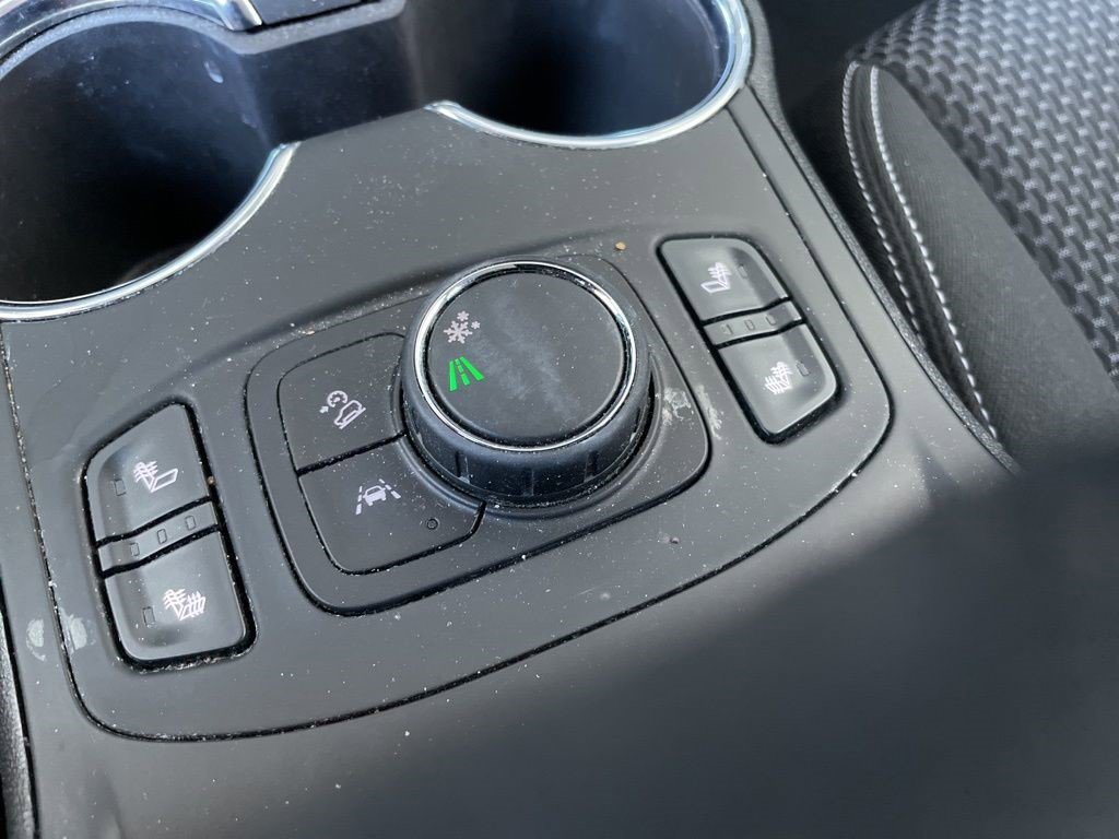 Certified 2022 GMC Terrain SLE w/ Driver Convenience Package image 6