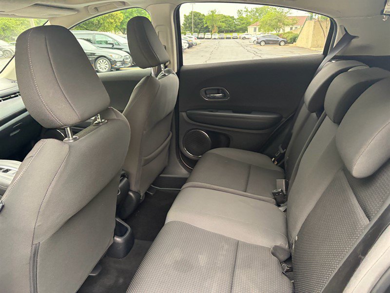 Used 2019 Honda HR-V EX image 36