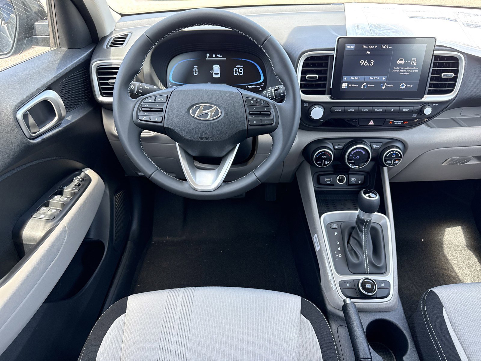 New 2026 Hyundai Venue SEL image 14