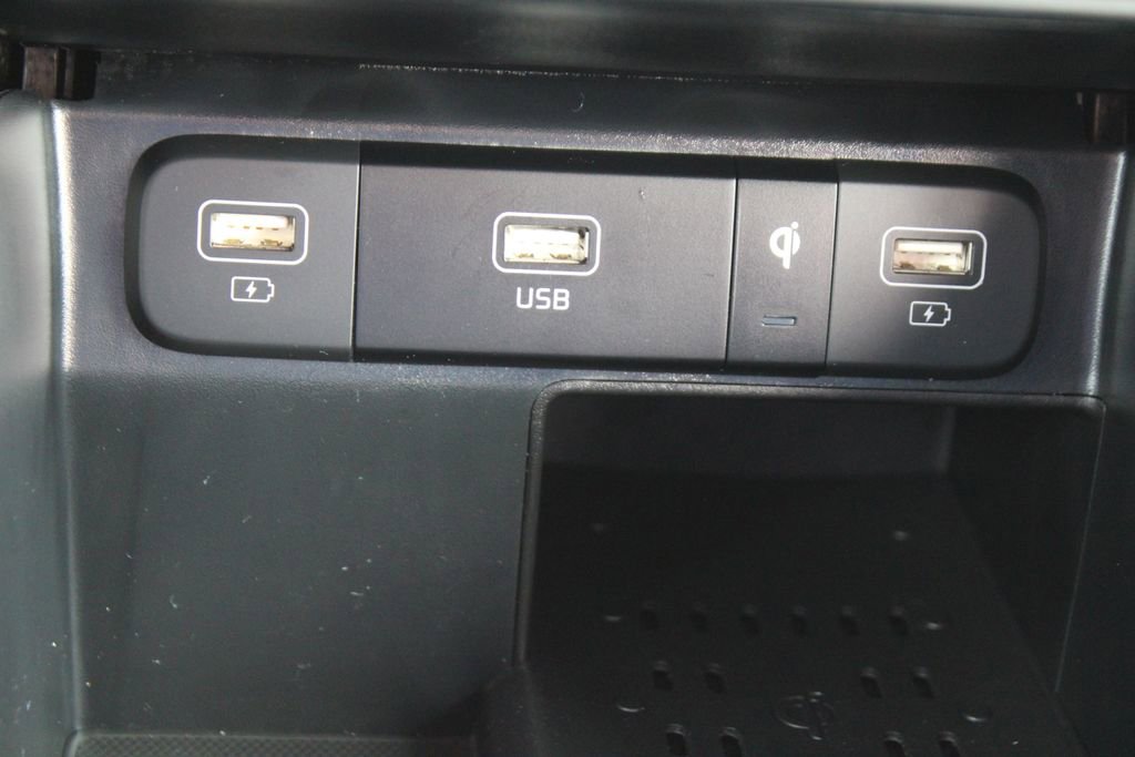 Certified 2023 Kia Sorento EX image 43