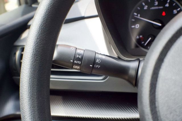 Used 2025 Subaru Crosstrek 2.0i Premium AWD/4WD image 24