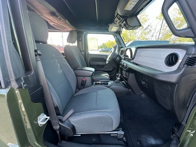 Used 2024 Jeep Wrangler Sport S image 29