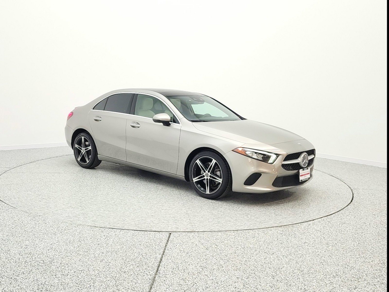 Used 2020 Mercedes-Benz A 220 image 3