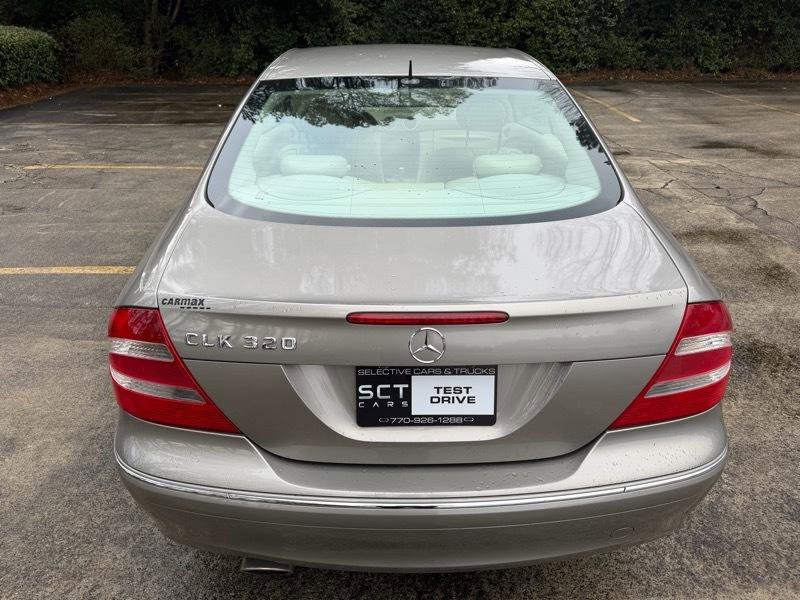 Used 2005 Mercedes-Benz CLK 320 Coupe image 8
