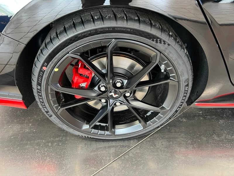 New 2026 Hyundai Elantra N FWD image 9
