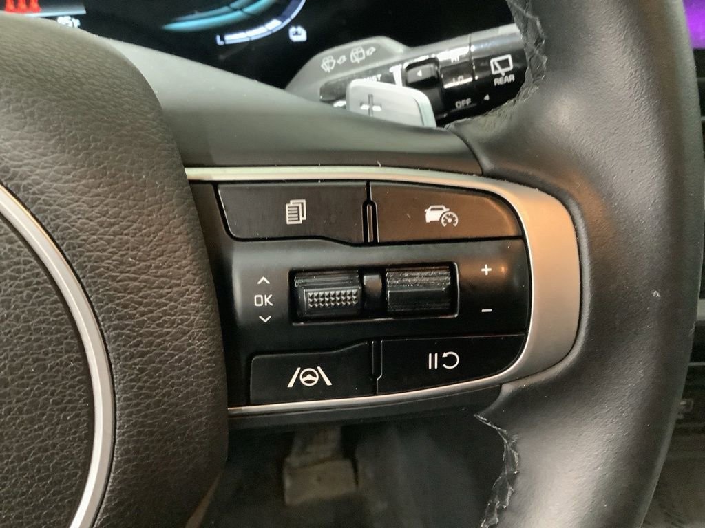 Certified 2024 Kia Sportage EX image 19