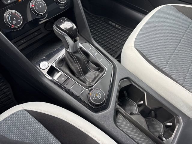 Certified 2025 Volkswagen Taos S AWD/4WD image 22