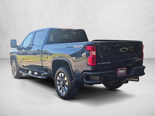 Used 2022 Chevrolet Silverado 2500 Custom w/ Custom Value Package AWD/4WD image 8