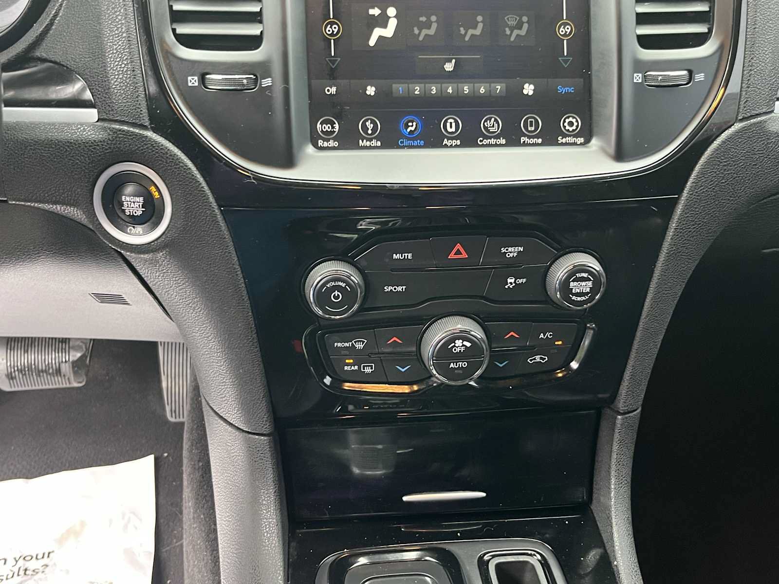 Used 2019 Chrysler 300 S RWD image 21