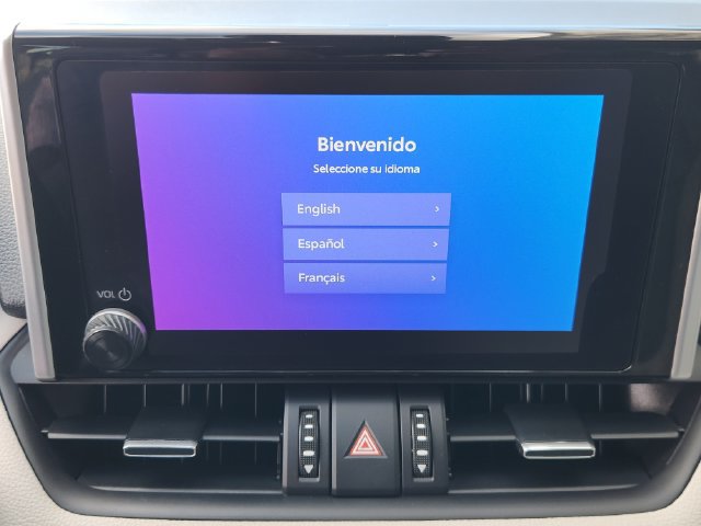 Used 2023 Toyota RAV4 XLE Premium FWD image 15