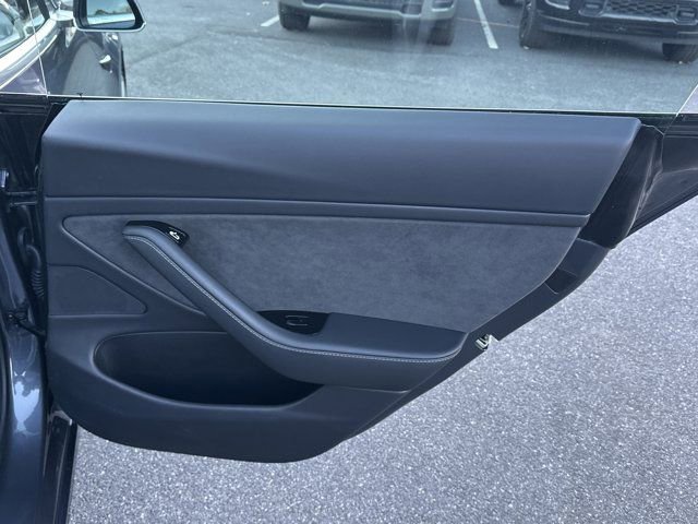 Used 2020 Tesla Model 3 Performance image 21