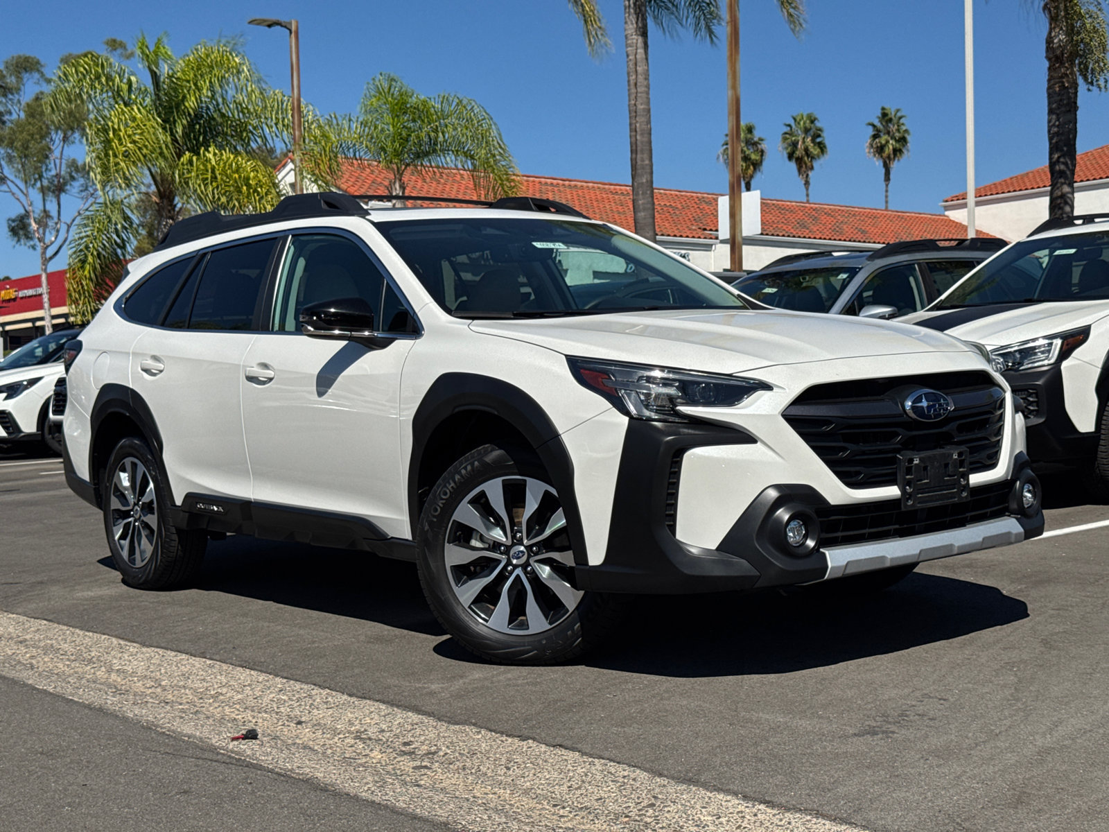 Certified 2024 Subaru Outback Limited AWD/4WD image 2