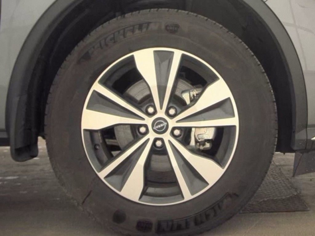 Used 2024 Nissan Murano SV image 19