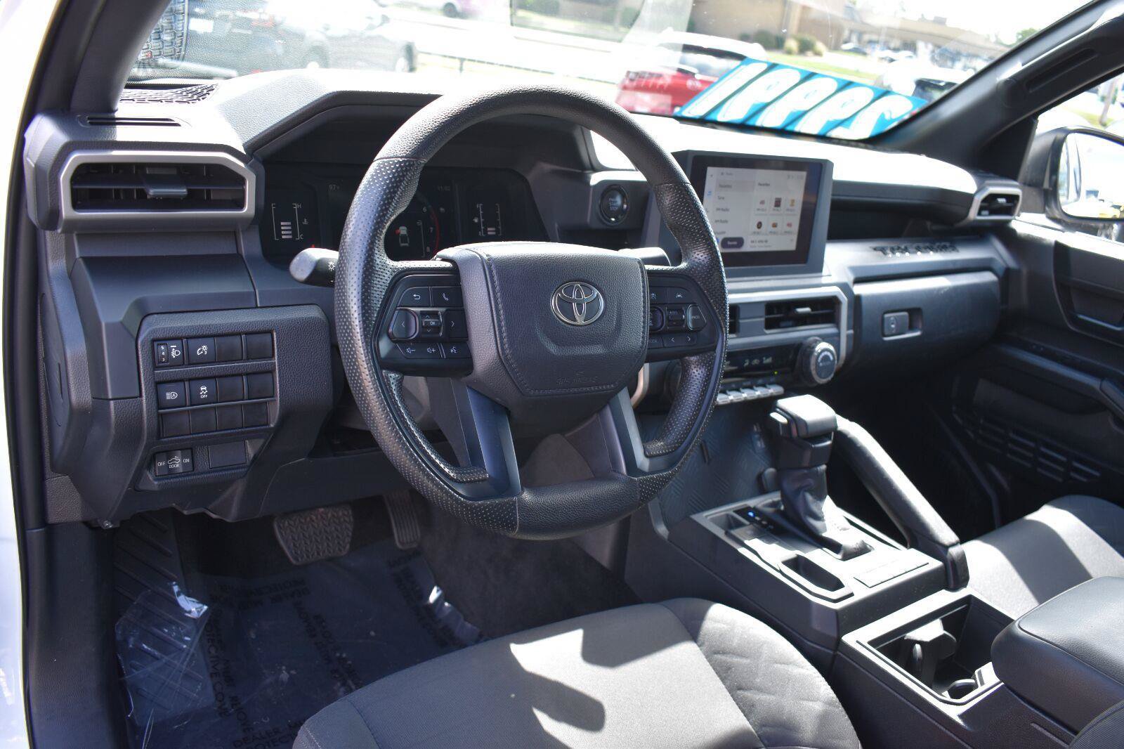 Used 2025 Toyota Tacoma SR RWD image 15