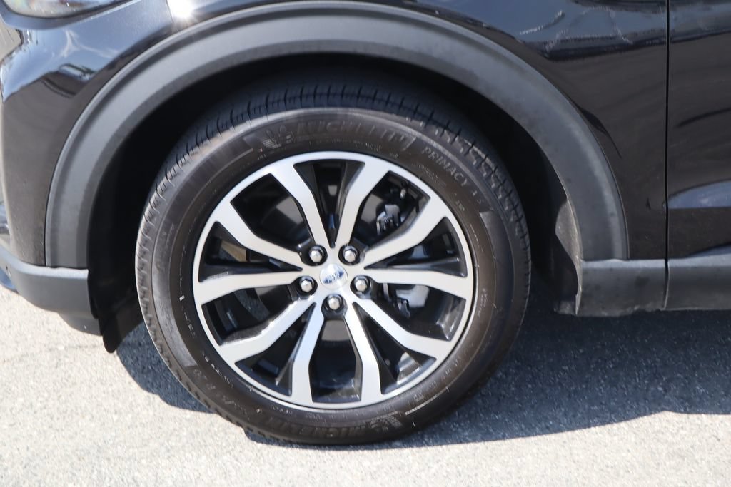 Used 2025 Ford Explorer ST-Line w/ Premium Package RWD image 14