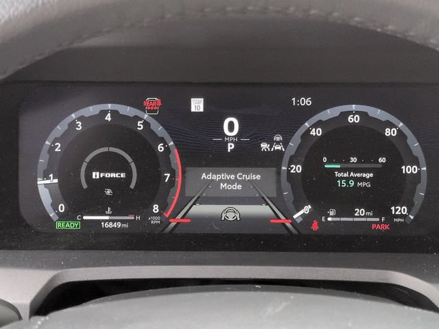 Certified 2025 Toyota 4Runner TRD Off-Road Premium AWD/4WD image 27