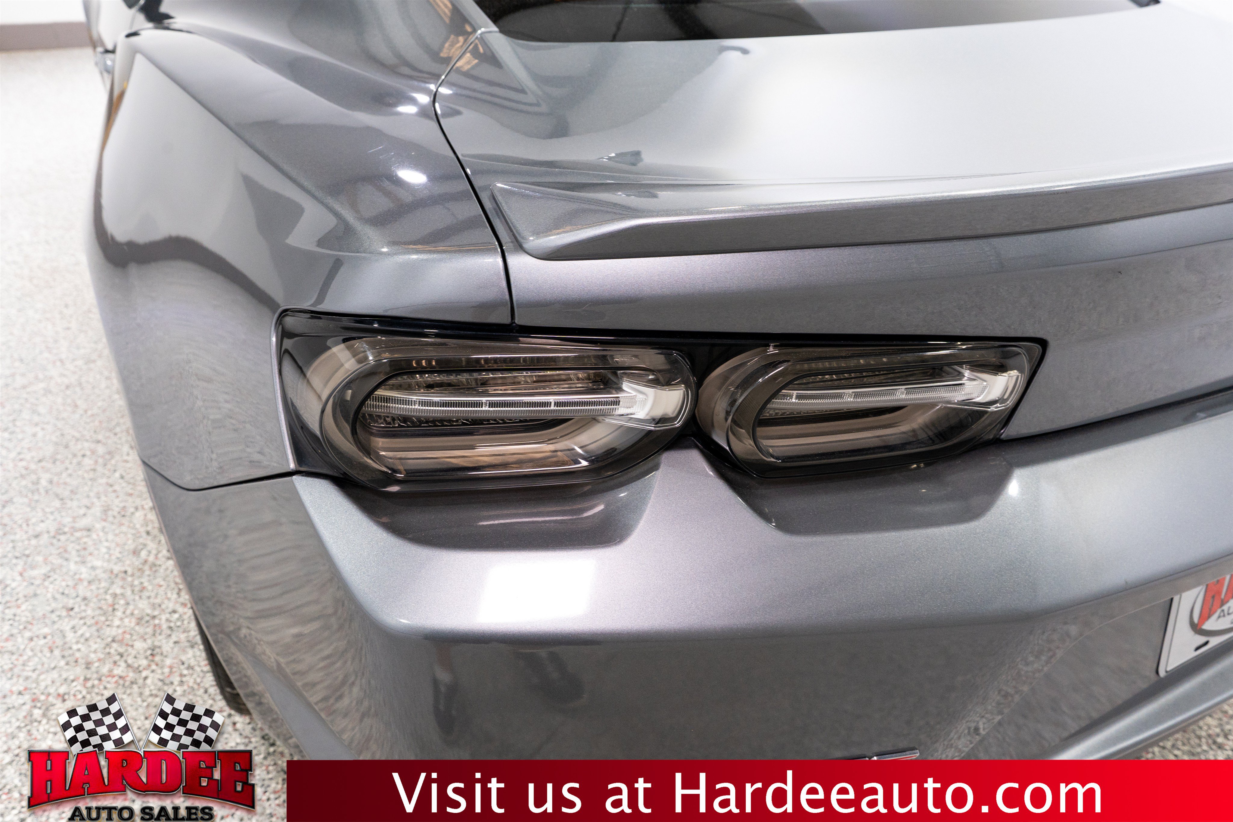 Used 2021 Chevrolet Camaro LT w/ RS Package RWD image 9