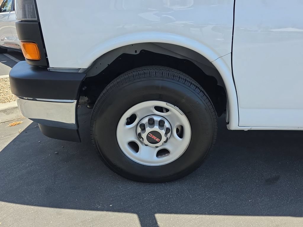 Used 2024 GMC Savana 2500 w/ Driver Convenience Package RWD image 32