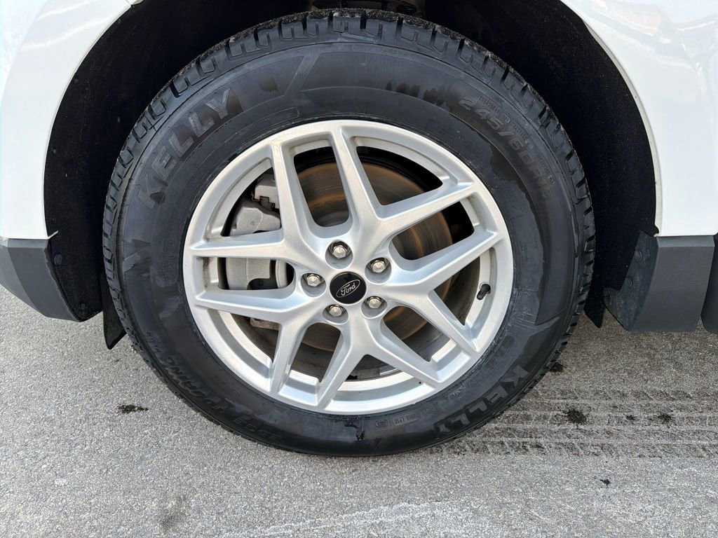 Used 2024 Ford Edge SEL image 36