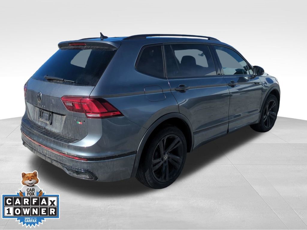 Used 2023 Volkswagen Tiguan SE R-Line image 4