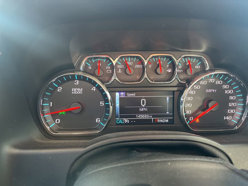 Used 2015 Chevrolet Tahoe LTZ AWD/4WD image 7