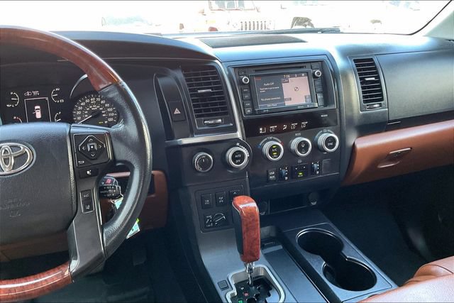 Used 2019 Toyota Sequoia Platinum AWD/4WD image 5