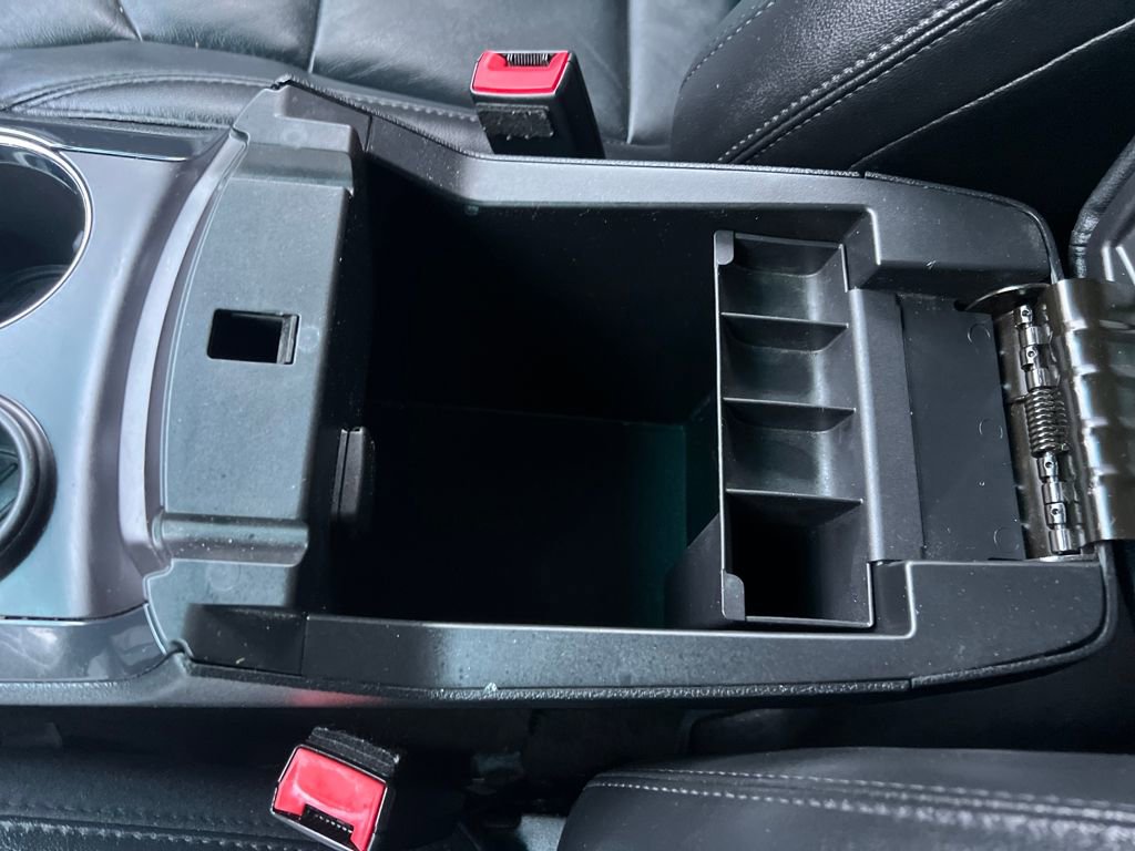 Used 2017 Ford Explorer XLT w/ Equipment Group 202A image 20