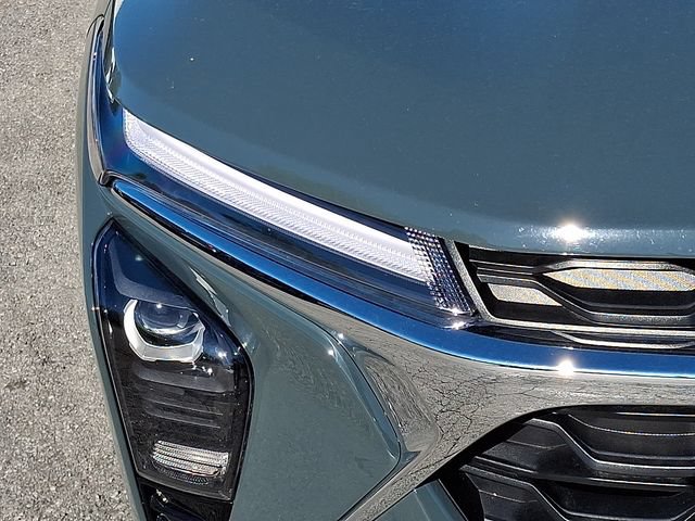 Certified 2025 Chevrolet Trax LT FWD image 9