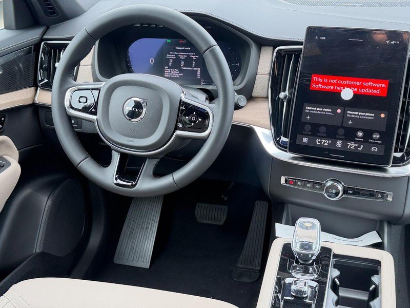 New 2026 Volvo XC90 T8 Plus w/ Protection Package AWD/4WD image 6