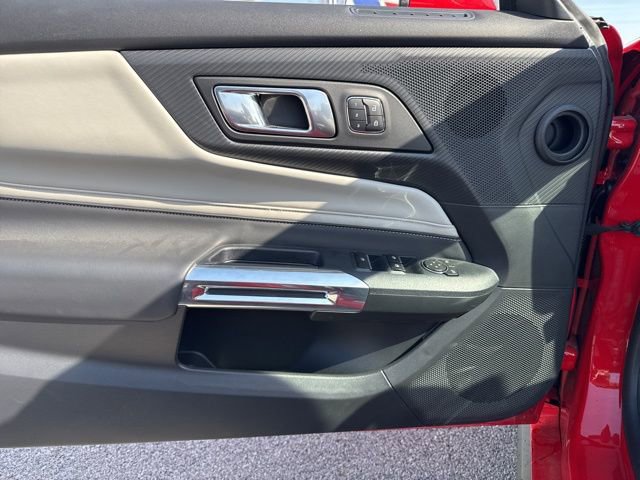 Used 2025 Ford Mustang GT Premium image 14