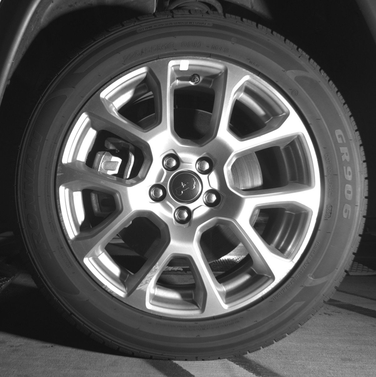 Used 2025 Jeep Compass Limited image 11