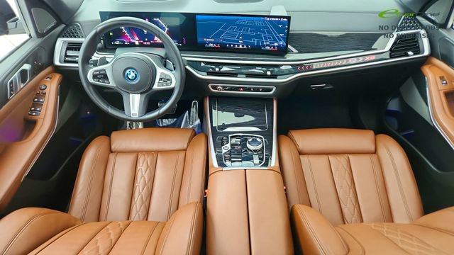Used 2024 BMW X5 xDrive50e w/ Executive Package AWD/4WD image 86