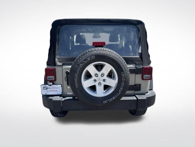Used 2018 Jeep Wrangler Sport AWD/4WD image 4