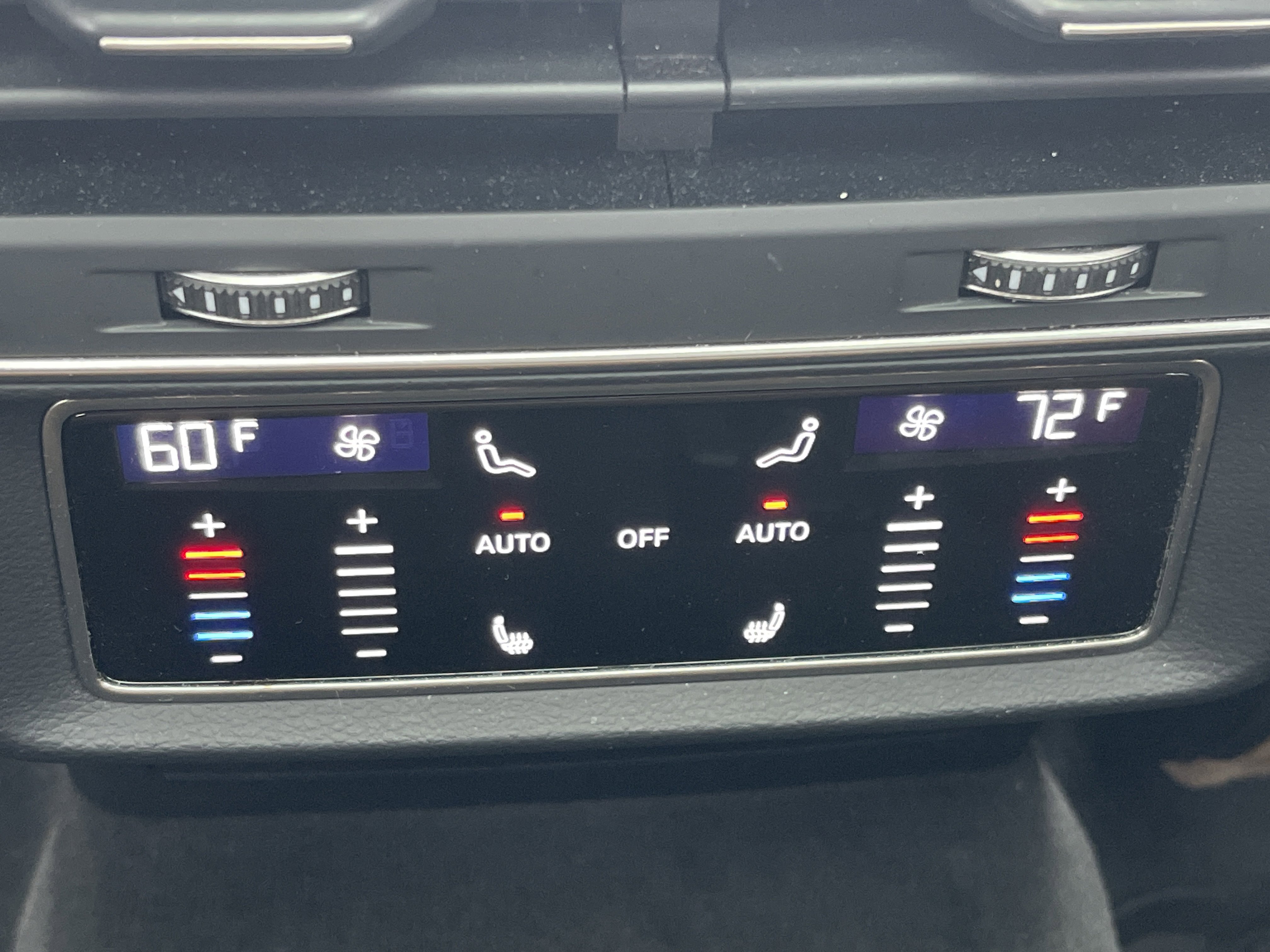 Used 2020 Audi Q8 Prestige w/ Prestige Package image 17