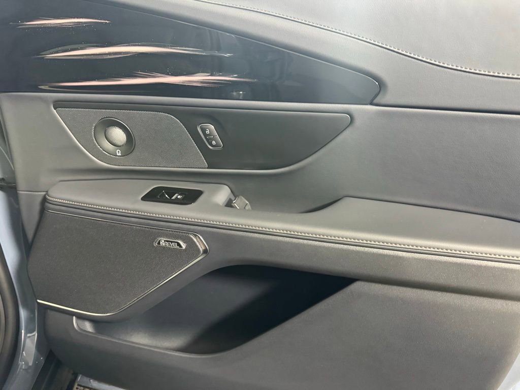 New 2026 Lincoln Nautilus Premier w/ Equipment Group 102A AWD/4WD image 17