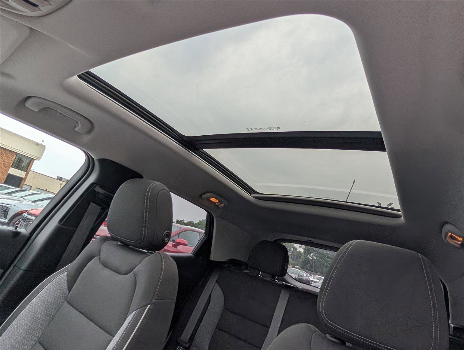 New 2025 Chevrolet TrailBlazer LT w/ LT Cold Weather Package image 14