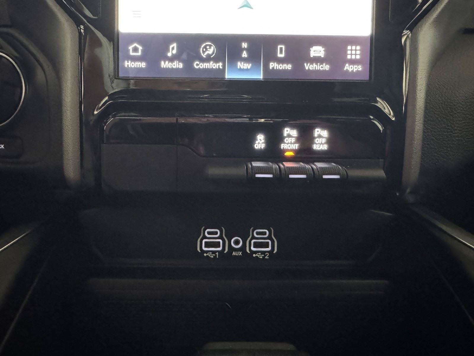 Used 2025 RAM 1500 Big Horn AWD/4WD image 18