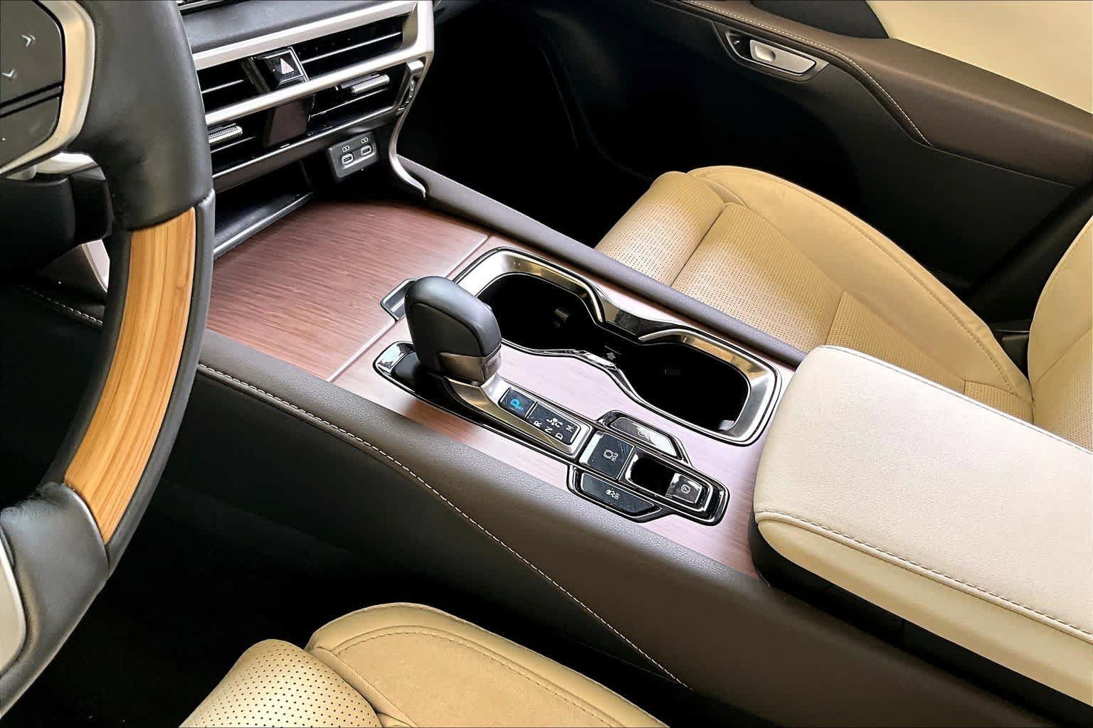 Used 2024 Lexus RX 350 FWD w/ Convenience Package image 14