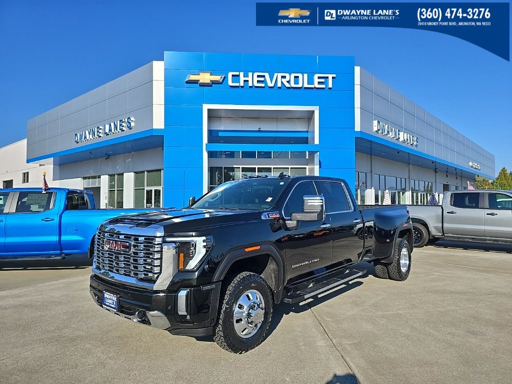Used 2025 GMC Sierra 3500 Denali image 1