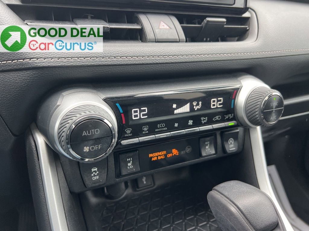 Used 2022 Toyota RAV4 XLE w/ Convenience Package image 10