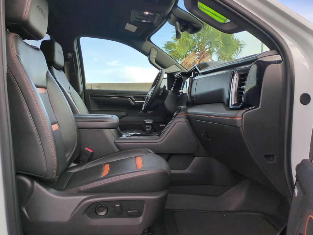 Used 2025 GMC Sierra 1500 AT4 AWD/4WD image 36