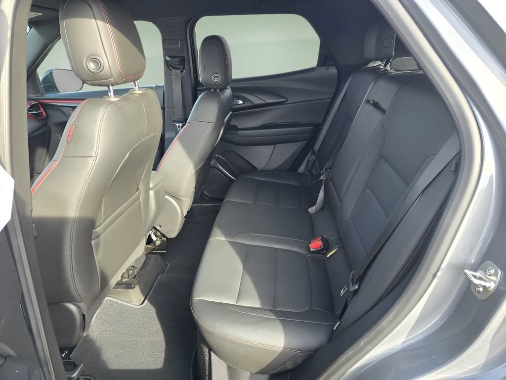 Used 2024 Chevrolet TrailBlazer RS w/ Driver Confidence Package image 14