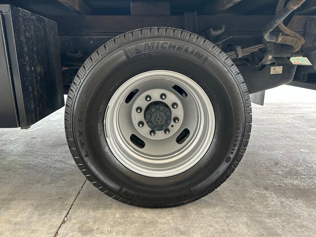 Used 2025 Ford F350 XLT AWD/4WD image 14