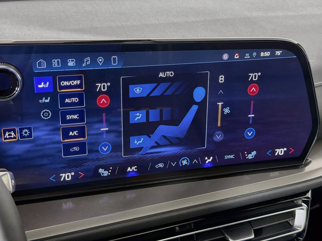 New 2027 Chevrolet Traverse LT w/ Sun and Wheel Package FWD image 16