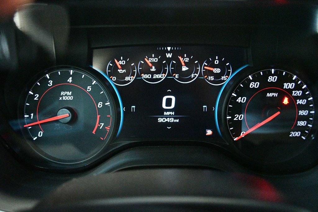 Used 2018 Chevrolet Camaro ZL1 RWD image 38