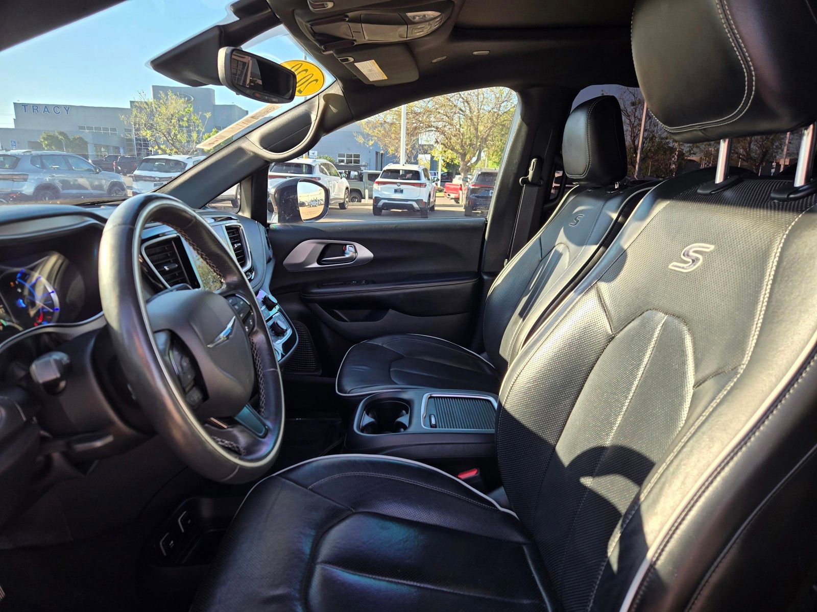 Used 2020 Chrysler Pacifica Limited w/ Advanced Safetytec Group image 19