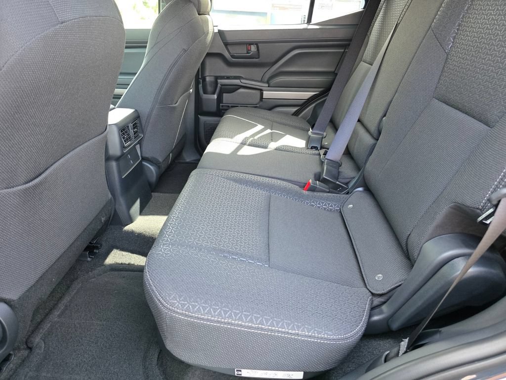 New 2026 Toyota 4Runner SR5 AWD/4WD image 21