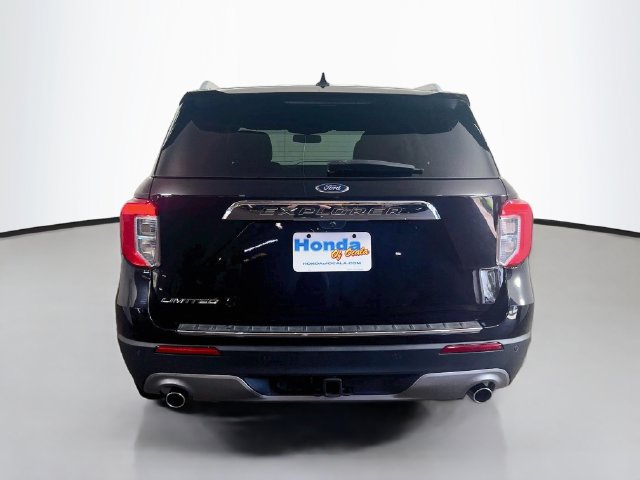 Used 2022 Ford Explorer Limited w/ Equipment Group 301A RWD image 18