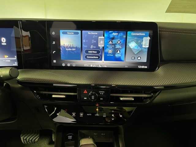 New 2026 Nissan Kicks SR w/ SR Premium Package image 9